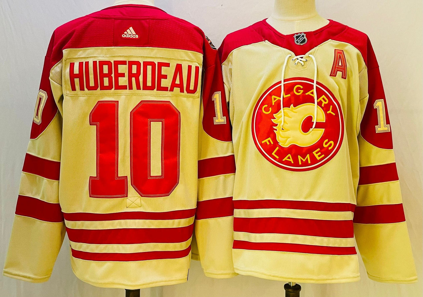 NHL Calgary Flames HUBERDEAU # 10 Jersey