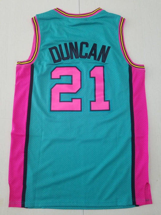 Men's San Antonio Spurs Tim Duncan Green 1998/99 Classics Swingman Player Jersey
