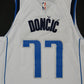 Weißes NBA-Replika-Trikot der Dallas Mavericks Luka Doncic #77 für Herren
