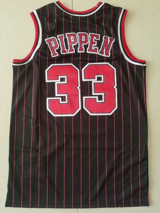 Men's Chicago Bulls Scottie Pippen 1995-96 Hardwood Classics Swingman Jersey