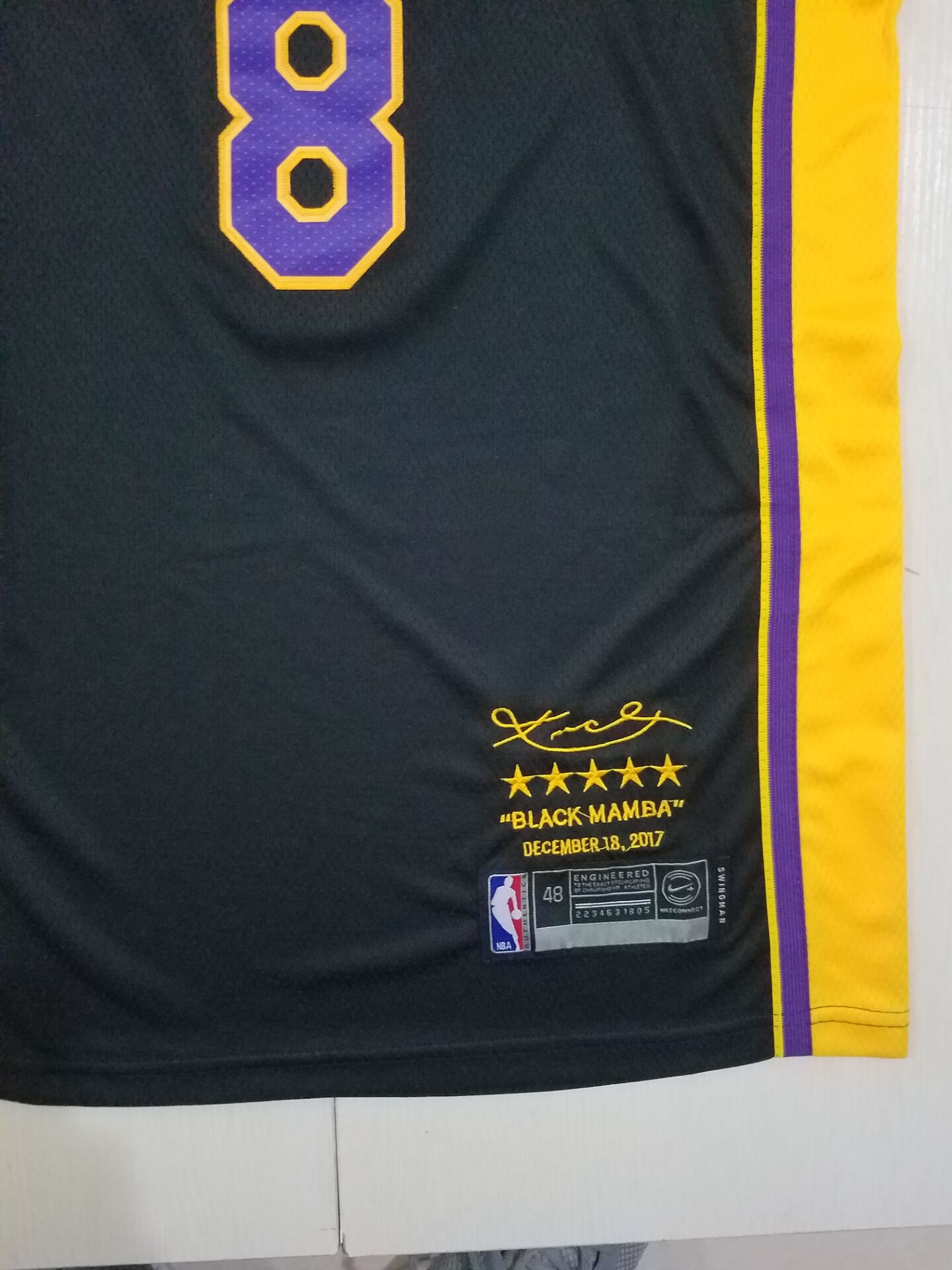 Men's Los Angeles Lakers Kobe Bryant Black #8 Swingman Player Jersey